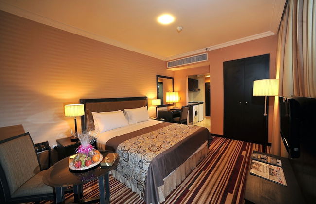 Executive Suites - Photo 8