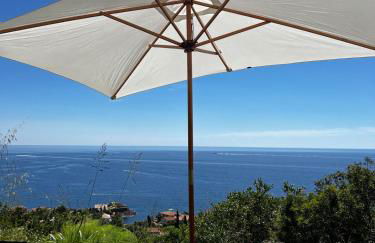 Bohème Beach Villa with seaview & private garden, Antheor - Foto 15