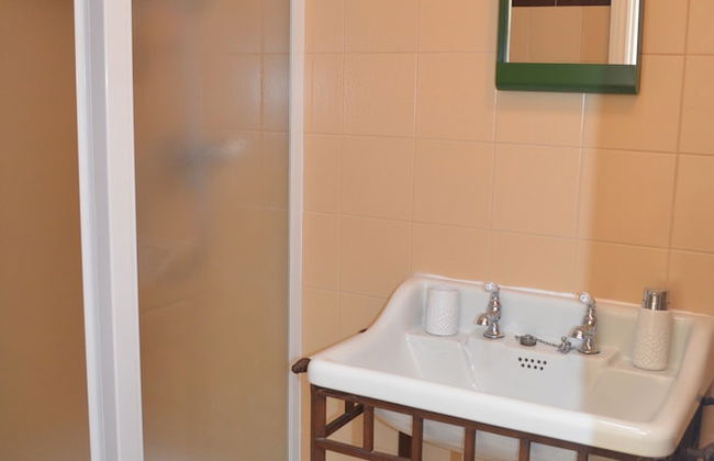 Cozy Studio at Carcavelos Beach - Photo 13