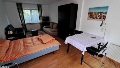 Zentrale Messewohnung im wunderschönen Vorort - Foto 2