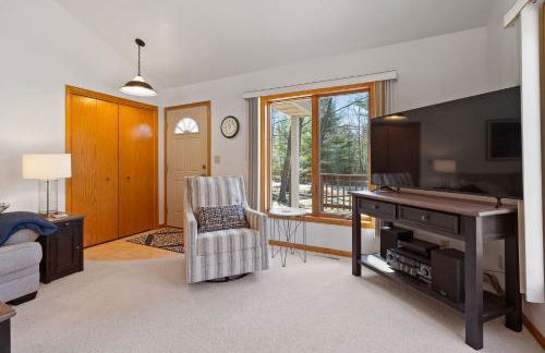 Blue Skies and Cherry Pies by Simple Life Rentals - Foto 4