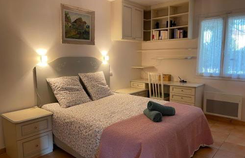 Villa Nicole avec piscine & jardin privés, parking dans le cœur du Luberon, proche Gordes, Roussillon, Goult, Bonnieux - Foto 26