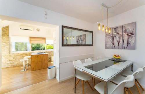 MY DALMATIA - Villa Sucic with private pool and mountain view - Foto 33