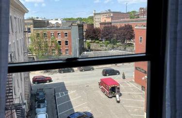 2 King Beds, Historic DTWN Hotel, Steps 2 Restaurants Room # 405 - Foto 19