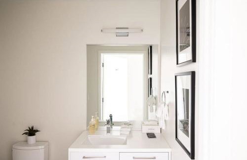 Art-Inspired Loft with Mountain View - Zuni Lofts - Foto 17