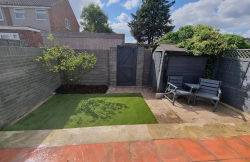 28 ExcellentStays - Heathrow - 5 Bedroom House - Foto 28