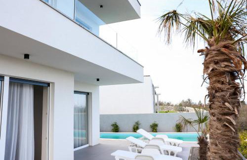 VILLA MARIS SMRIKA -heated pool - Foto 19