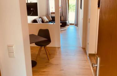 FELIX LIVING 5, Helle 2-Zimmer Wohnung mit Terrasse & Parkplatz, Langzeit & Business geeignet - Photo 12