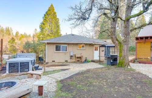 4 Mi to Dtwn Grass Valley Forest Oasis with Hot Tub - Foto 19