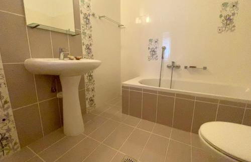 Rebekka's HOUSE - Photo 9