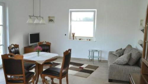 Apartment am Waldesrand by Interhome - Foto 5