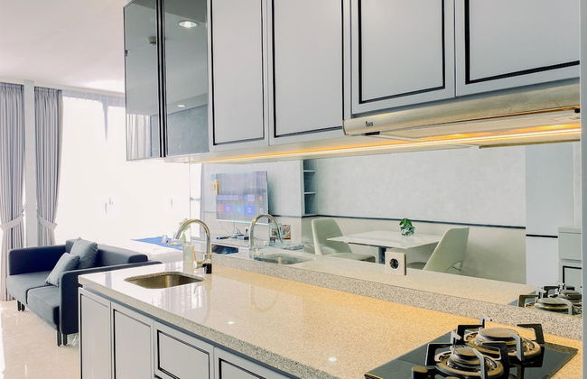 Good Deal And Elegant Studio Ciputra World 2 Apartment - Foto 13