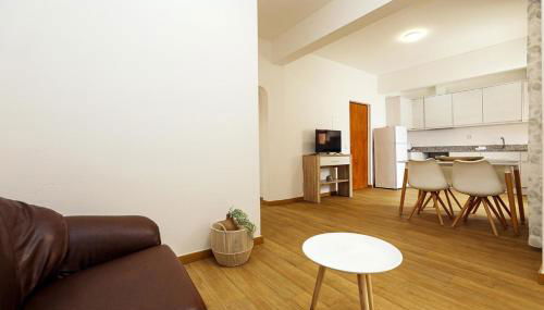 B87 - Windmill 2 Bed Apartment in Odiaxere - Foto 4