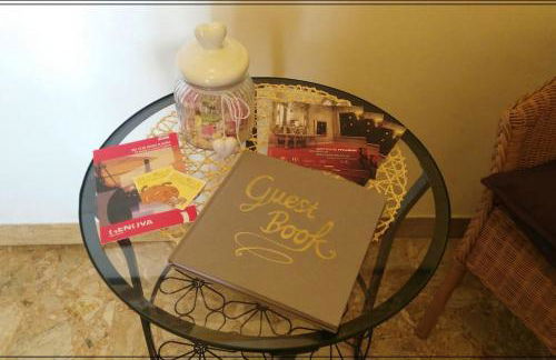 Overlooking Genoa - Foto 16