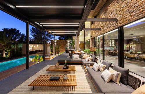 Luxury 5-Bed Beach Villa in Cala Vinyes - Foto 24