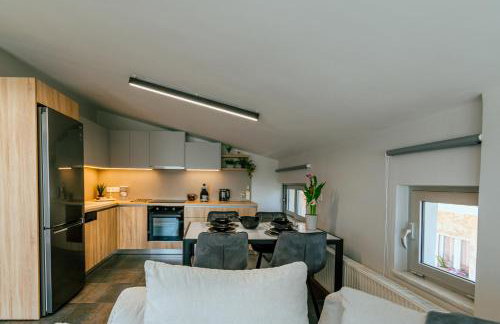ARTica condo - Photo 12