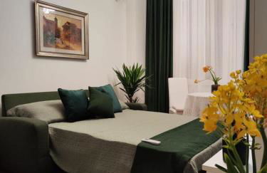 Val's Vatican Wall Apartment - Photo 22