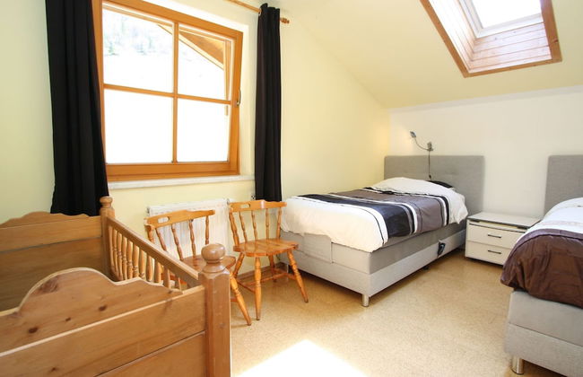 Bright Holiday Home in Huttschlag near Mountains Ski Slopes - Foto 5