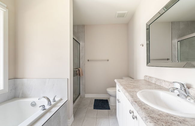 GLOBALSTAY. Waterfront 5BR Townhouse. Private HOT TUB, Gym, Sauna - Foto 44