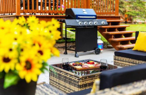 Petoskey Falls Escape-Hot Tub/Dogs/Petoskey/Boyne - Photo 47