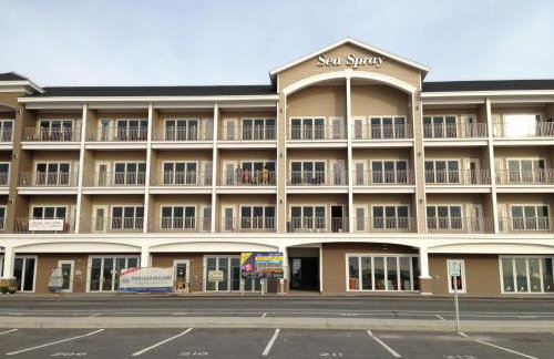 Ocean Front condo in the heart of Hampton Beach - Foto 30