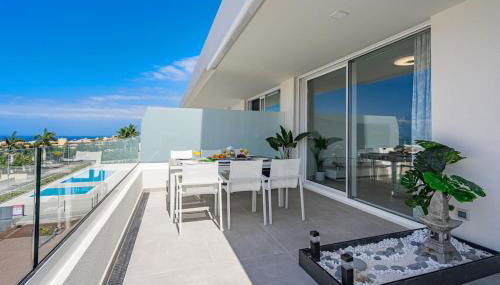 Luxury apartment. Heated Pool. AC. Ocean view! - Foto 5