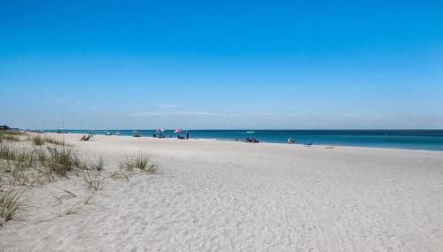 Blue Water Escape 3 Bedroom Villa by RedAwning - Foto 5