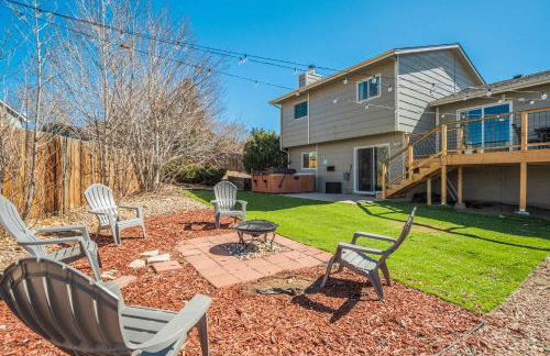 Iron View Hot Tub Fire Pit & Breathtaking Views - Foto 1