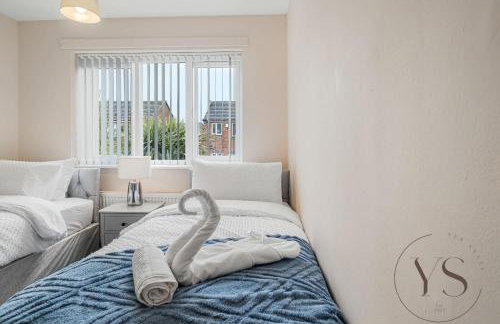 Group-Friendly 3BR Near Dudley + Parking - Foto 15