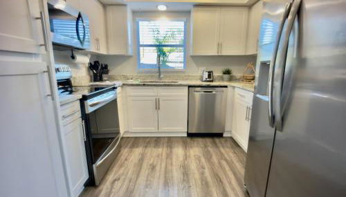 Luxury 4BR Getaway with Heated Pool & Cozy Vibes! - Foto 4