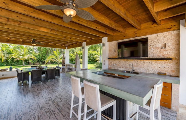 Luxurious 5-bdr Villa at Casa de Campo With Pool Jacuzzi Games Hibachi Staff - Photo 23