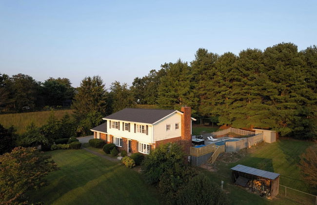 Ridge Valley by Avantstay Upscale Asheville Escape w/ Pool - Foto 27