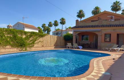 Chalet El Parral - Piscina y Sala de Cine - Photo 16