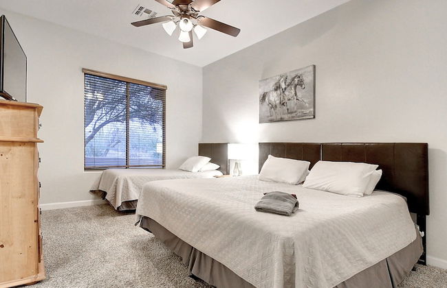 Custom Home! 2+ Acres True Indoor-outdoor Living! - Foto 19