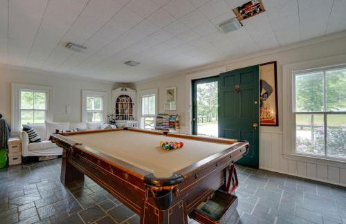 Gorgeous Victorian-Style House with Hilltop Pool! - Photo 15