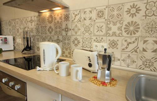 Beach and Family - Photo 3