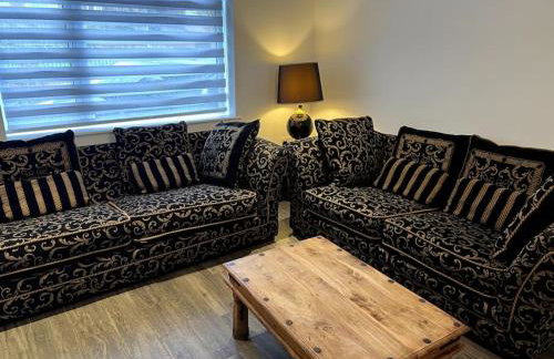 Large 5 Bedroom House Sleeps 10 Ideal for Contractors - Foto 42