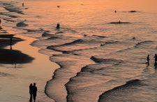 The Lawrence, Redcar - 2 Bedroom Victorian House - Free On-Street Permit Parking, Fast Wifi, Virgin TV - Perfect for Contractors, Families and Couples - Foto 4