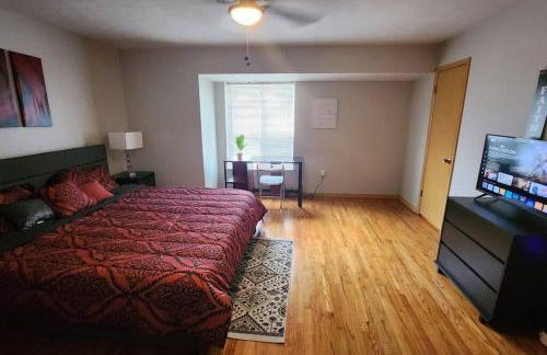 Tastefully Furnished 3bd @Euclid - Foto 10