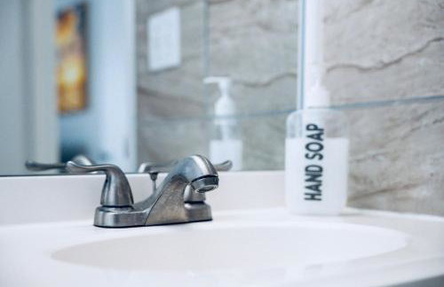 2BR Home with Private Pool, Fire Pit and Grill - Foto 20