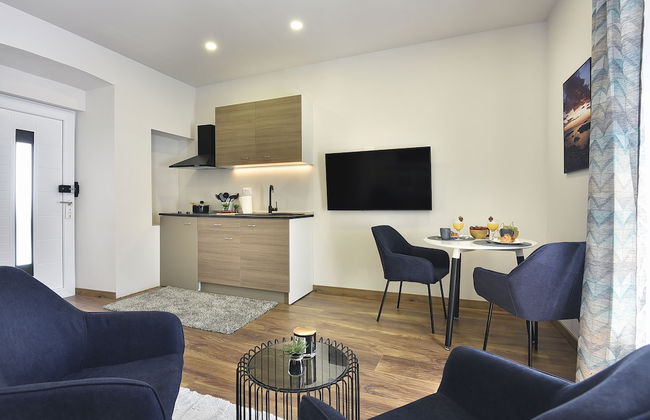 D&A Central Luxury Apartments - Photo 54