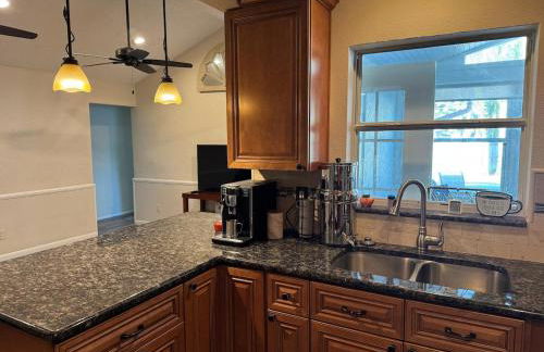 Coastal Retreat 4 Rooms Close To Clearwater & IRB - Foto 36