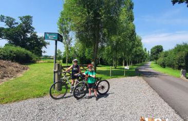 The Victorian Barn, Self-Catering Holidays with Pool and Hot Tubs, Dorset - Photo 36