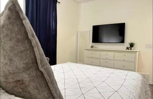 Family Home 20 min Disney 4BR Heated Pool BBQ - Foto 50