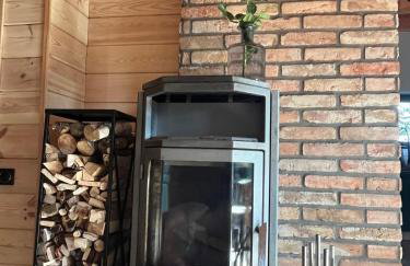 Domek nad jeziorem w górach - Foto 12