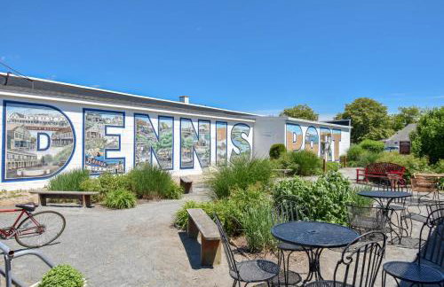 Waterfront on Swan Pond with Kayaks - Photo 34