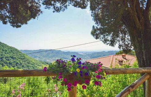 2 Bedroom Nice Home In Camaiore - Photo 7