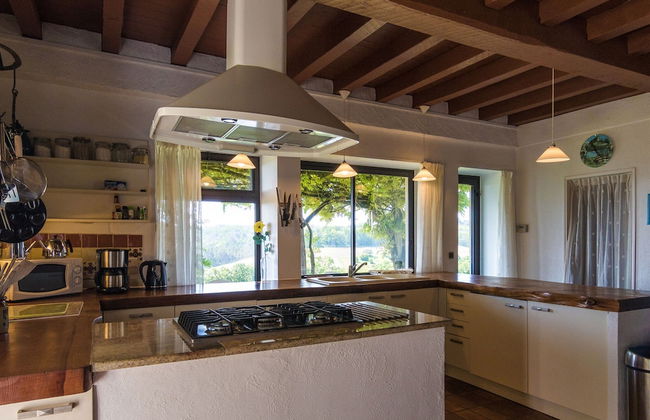 Farmhouse With Private Pool, Large Garden and Playground - Foto 23