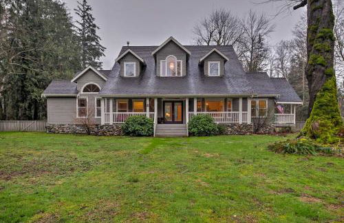 Home on Skykomish River with Fire Pit and Hot Tub - Foto 1