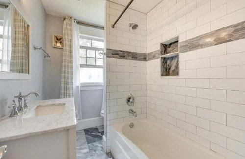 Pet friendly home in Historic Springfield near TIAA - Photo 10